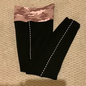Victoria’s Secret Pink leggings NWT